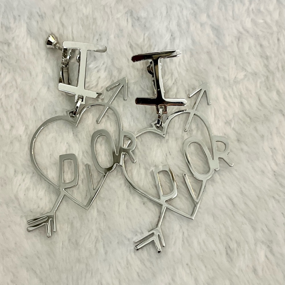 I love Dior Earrings